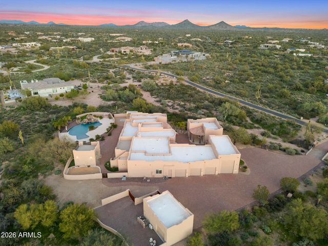 31802 N BLACK CROSS Road, Scottsdale, AZ 85266