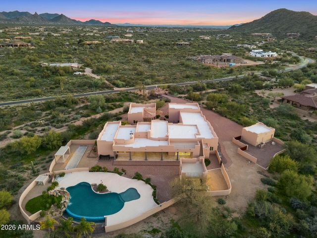 31802 N BLACK CROSS Road, Scottsdale, AZ 85266