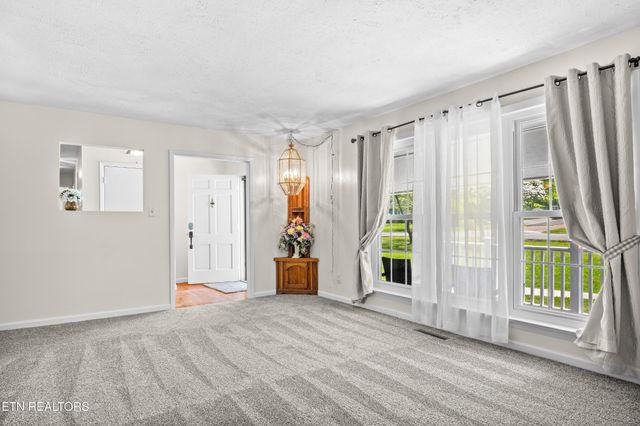 4209 Doris Circle, Knoxville, TN 37918