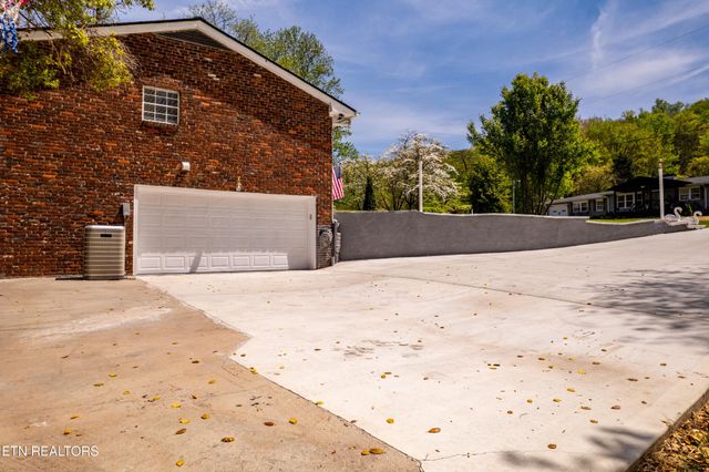 4209 Doris Circle, Knoxville, TN 37918