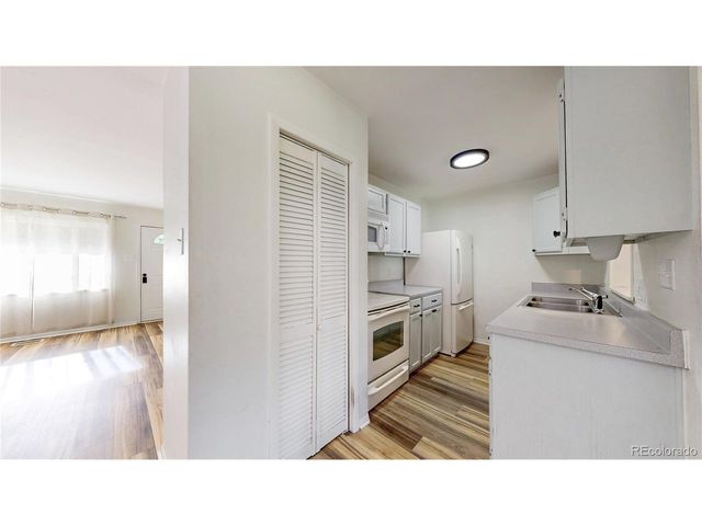 3215 S Forest St, Denver, CO 80222