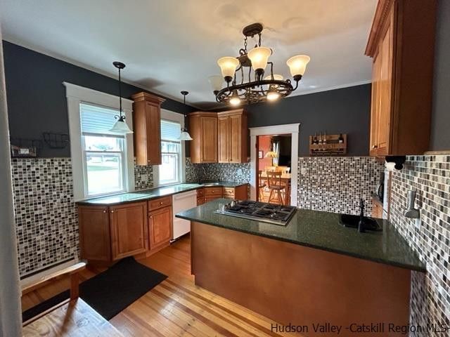 7770 Main Street, Hunter, NY 12442