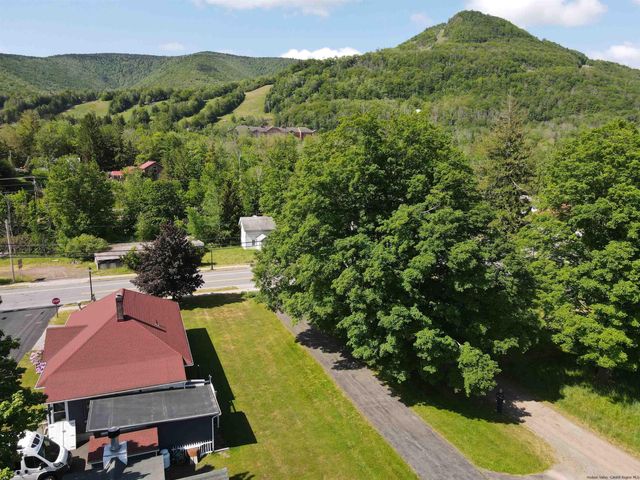 7770 Main Street, Hunter, NY 12442