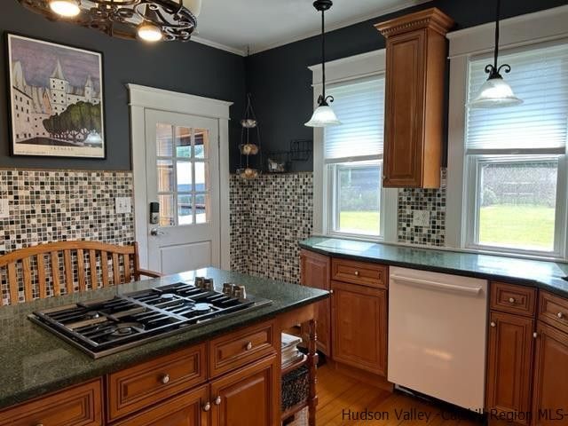 7770 Main Street, Hunter, NY 12442