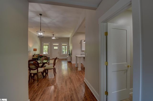 205 Mountain View Street, Westminster, SC 29693