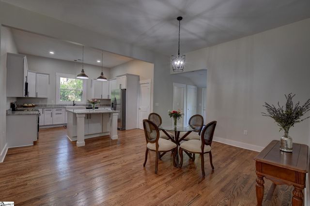 205 Mountain View Street, Westminster, SC 29693