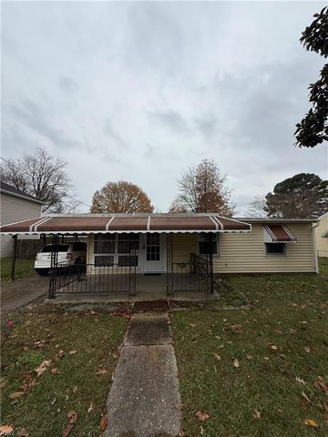 2912 Scotia DR, Chesapeake, VA 23325