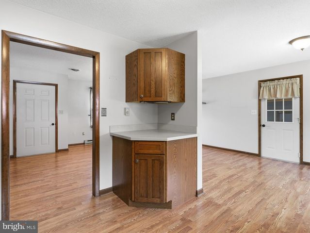 16105 WRIGHT RD, Williamsport, MD 21795