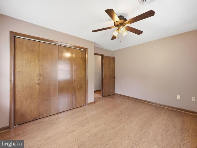 16105 WRIGHT RD, Williamsport, MD 21795