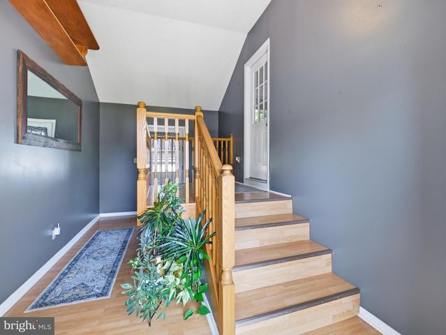16105 WRIGHT RD, Williamsport, MD 21795