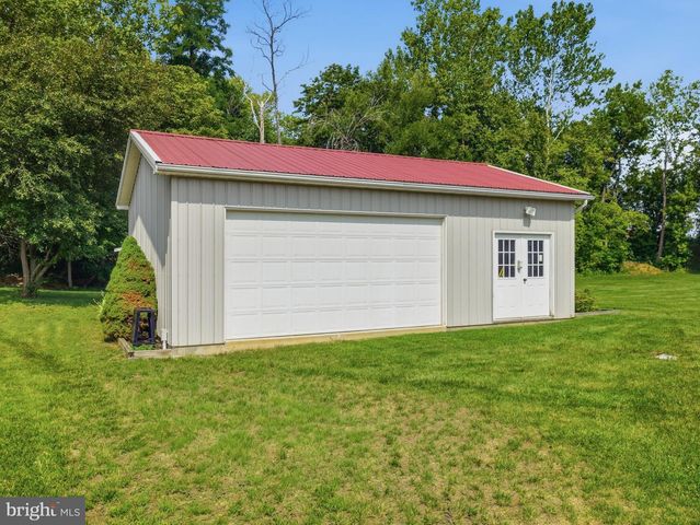 16105 WRIGHT RD, Williamsport, MD 21795