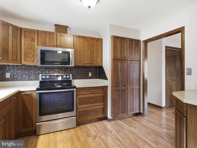 16105 WRIGHT RD, Williamsport, MD 21795