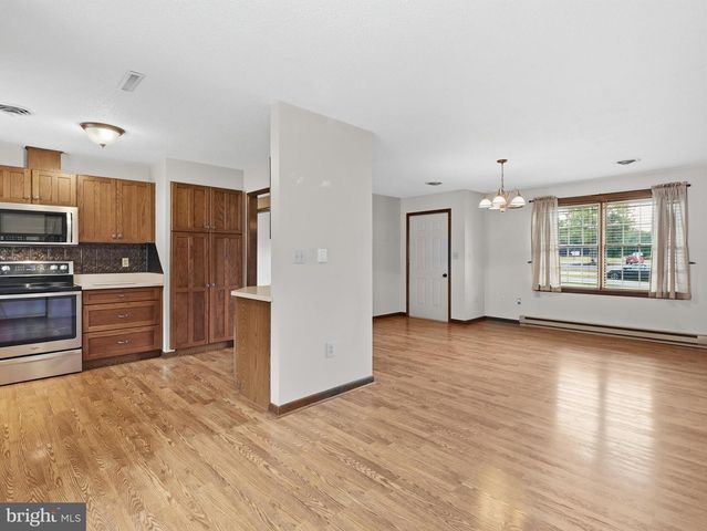 16105 WRIGHT RD, Williamsport, MD 21795