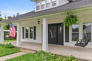 208 S Mulberry St, Cornersville, TN 37047