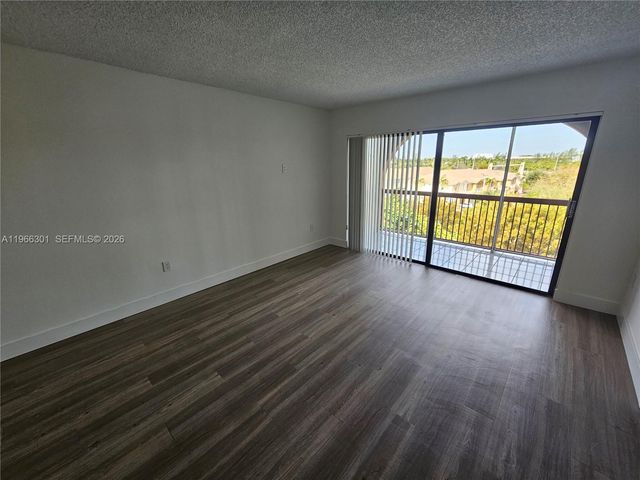 10255 NW 9th St Cir 503-7, Miami, FL 33172