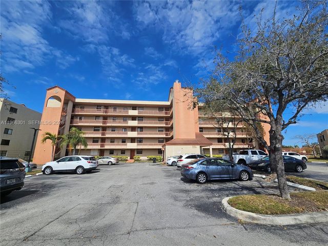 10255 NW 9th St Cir 503-7, Miami, FL 33172