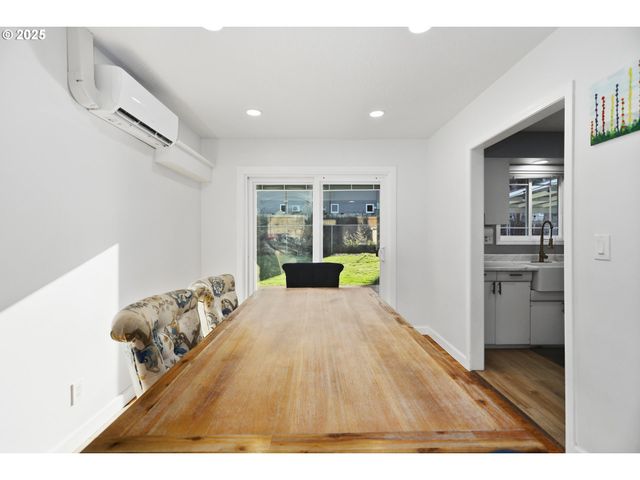 2500 WRIGHT St, The Dalles, OR 97058