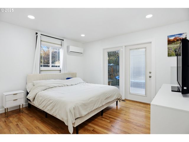 2500 WRIGHT St, The Dalles, OR 97058