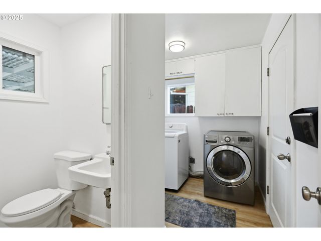 2500 WRIGHT St, The Dalles, OR 97058