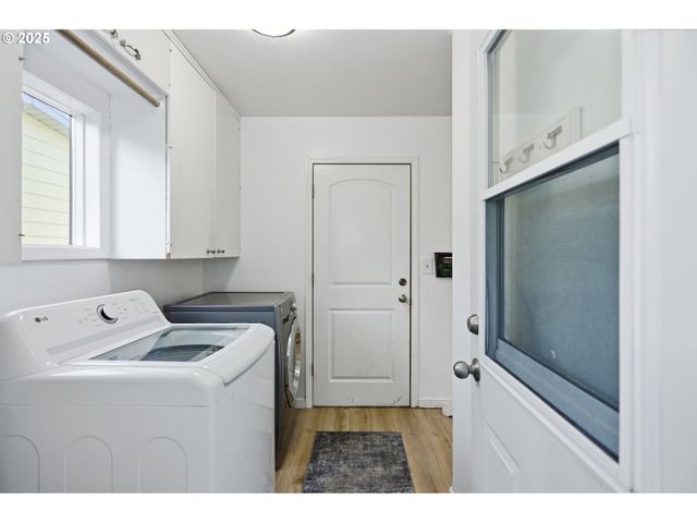 2500 WRIGHT St, The Dalles, OR 97058