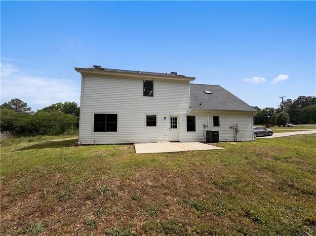 3371 Youth Monroe Road, Loganville, GA 30052