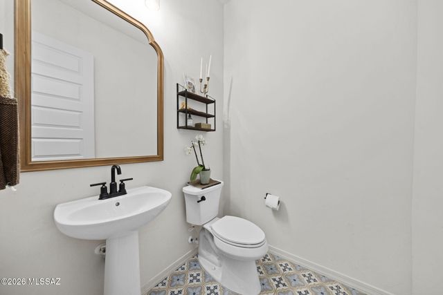 12744 N Lauterbrunnen Lane, Oro Valley, AZ 85755