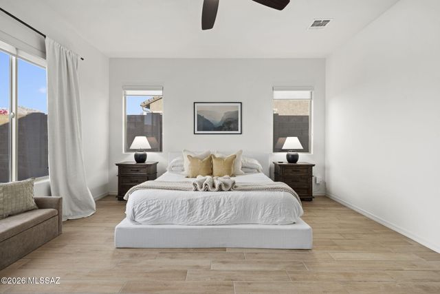 12744 N Lauterbrunnen Lane, Oro Valley, AZ 85755