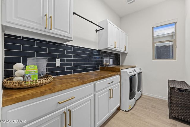 12744 N Lauterbrunnen Lane, Oro Valley, AZ 85755