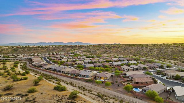 12744 N Lauterbrunnen Lane, Oro Valley, AZ 85755