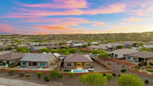 12744 N Lauterbrunnen Lane, Oro Valley, AZ 85755