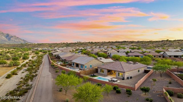 12744 N Lauterbrunnen Lane, Oro Valley, AZ 85755