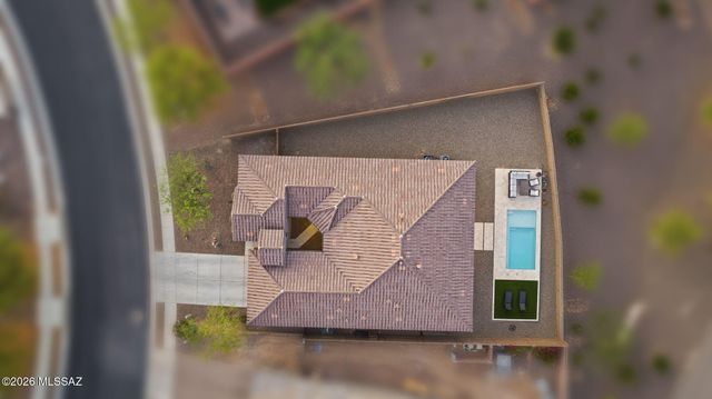 12744 N Lauterbrunnen Lane, Oro Valley, AZ 85755