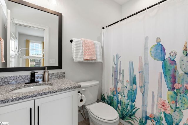 602 W Winding Slope Drive, Piedmont, SC 29673