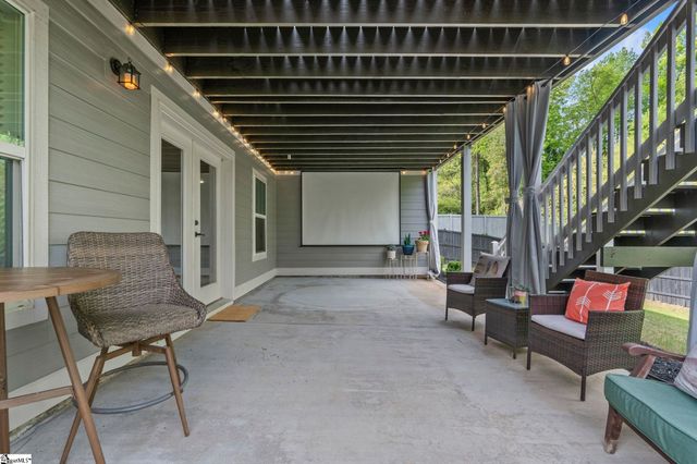 602 W Winding Slope Drive, Piedmont, SC 29673