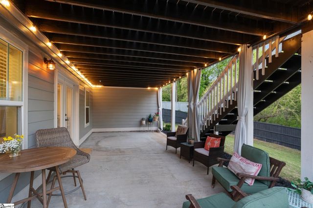 602 W Winding Slope Drive, Piedmont, SC 29673