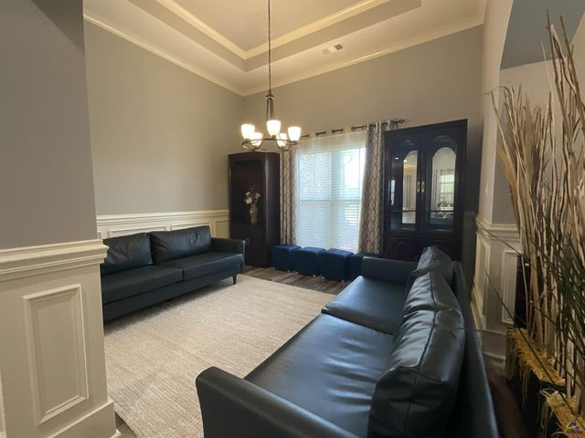 127 Woodwinds Court, Kathleen, GA 31047
