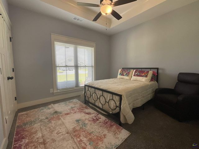 127 Woodwinds Court, Kathleen, GA 31047