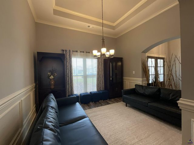 127 Woodwinds Court, Kathleen, GA 31047