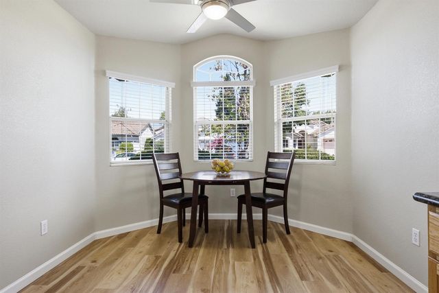 5616 Red Willow Ln, Roseville, CA 95747