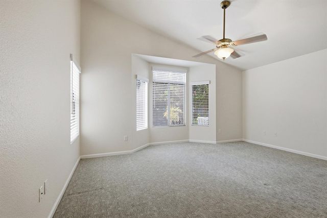 5616 Red Willow Ln, Roseville, CA 95747