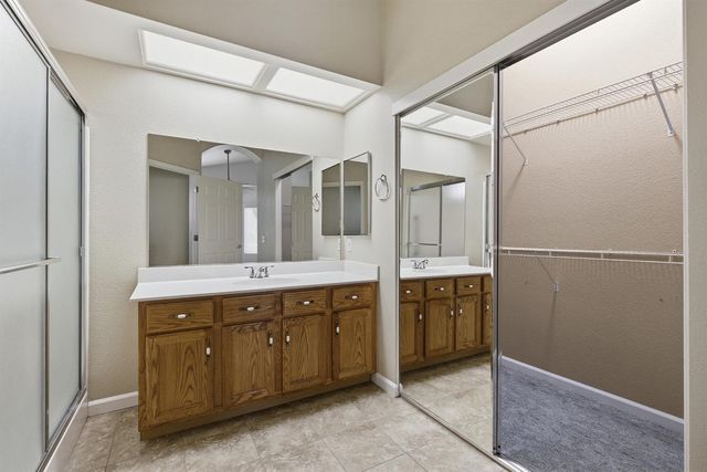 5616 Red Willow Ln, Roseville, CA 95747