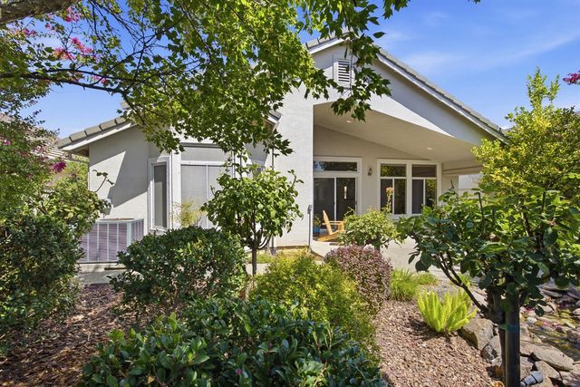 5616 Red Willow Ln, Roseville, CA 95747