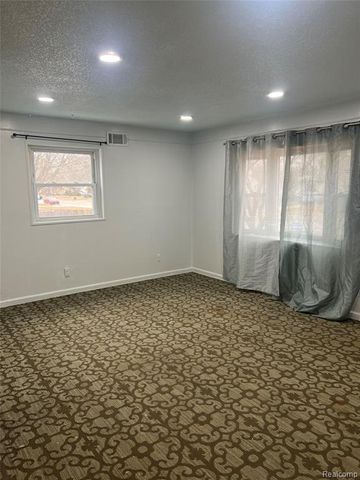 3541 Toepfer Road, Warren, MI 48091