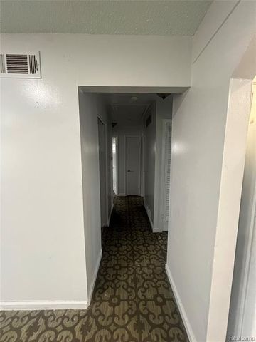 3541 Toepfer Road, Warren, MI 48091