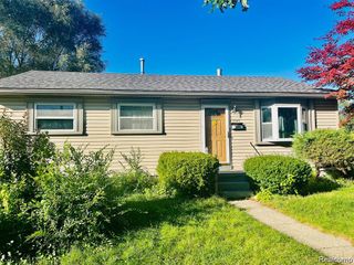 3541 Toepfer Road, Warren, MI 48091