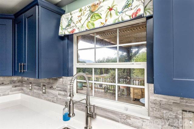25 Asa Court, Black Mountain, NC 28711