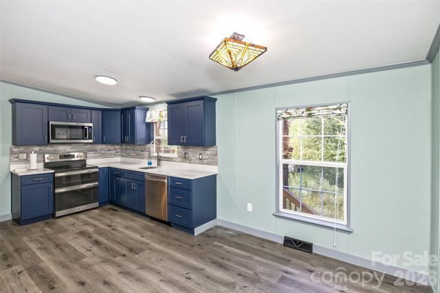 25 Asa Court, Black Mountain, NC 28711