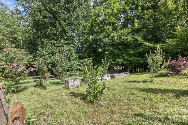 25 Asa Court, Black Mountain, NC 28711