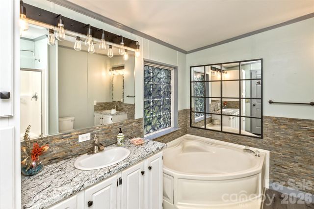 25 Asa Court, Black Mountain, NC 28711