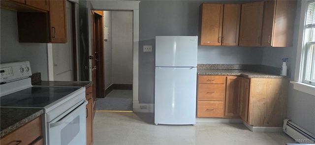 425 12th Street, Niagara Falls, NY 14303